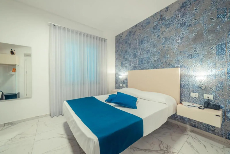 Nautilus Hotel