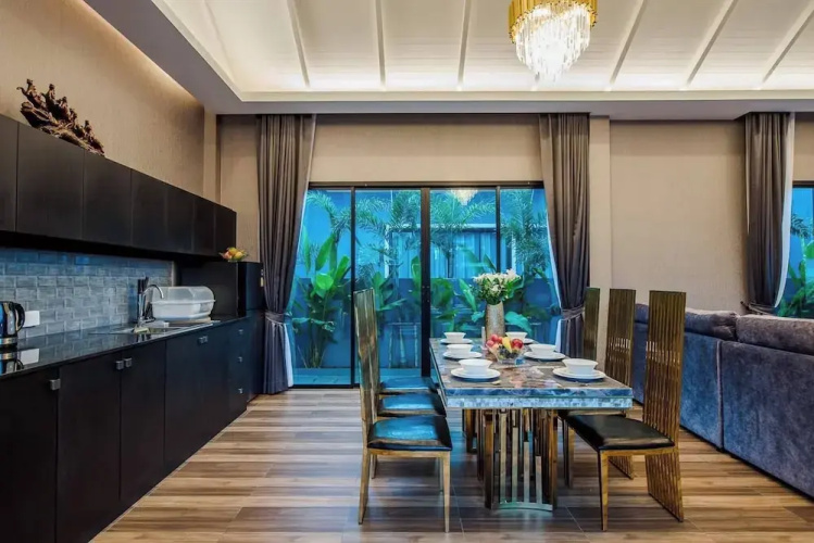 Orange Private Pool Villa, Near Cham Am Beach