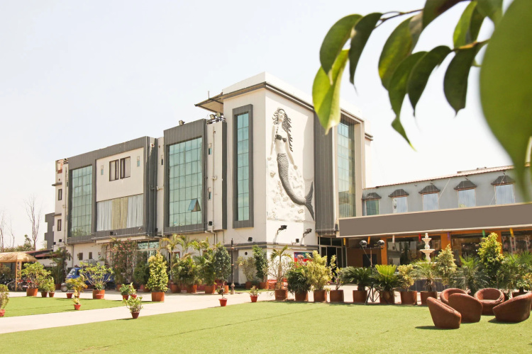 Vatika Premier Hotel