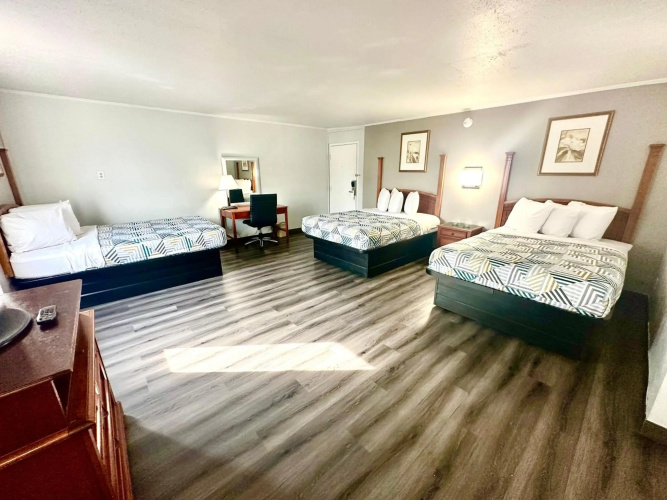 Red Carpet Inn