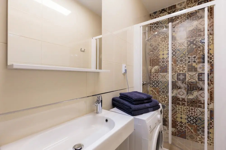 Ivana's Central Suites