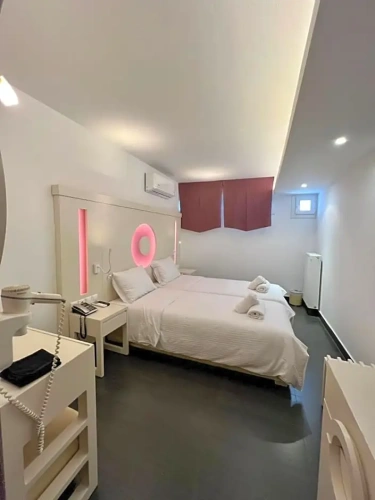 Economy Double Basement room