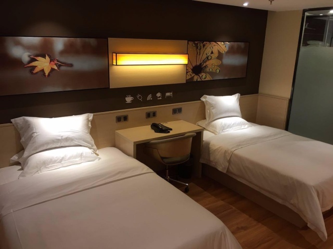 Economy Twin room