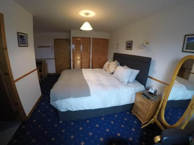 Houton Bay Lodge