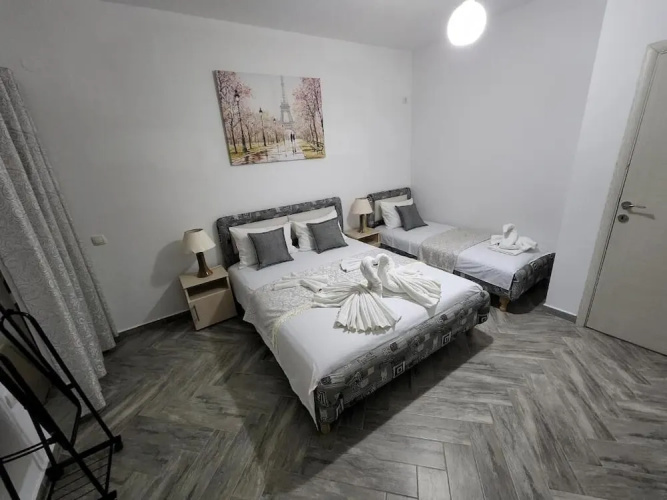 Apartments Cota