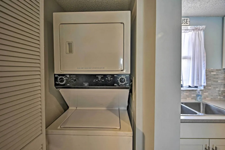 Oceanfront Ormond Beach Getaway w/ Balcony!