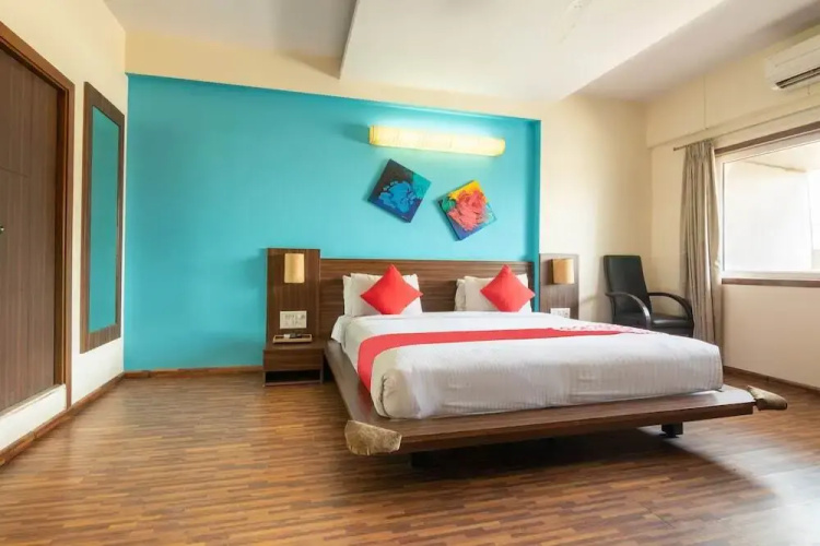 Hotel Ekaa by OYO Rooms