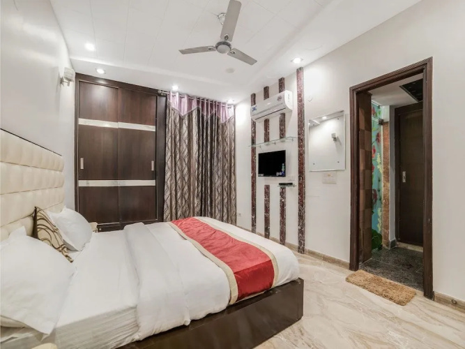 OYO 14231 Santosh Residency