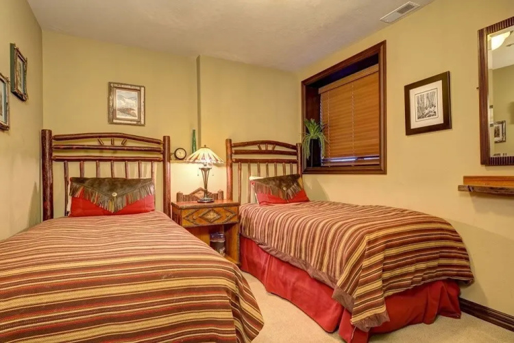 365 Deer Valley Drive - Unit B