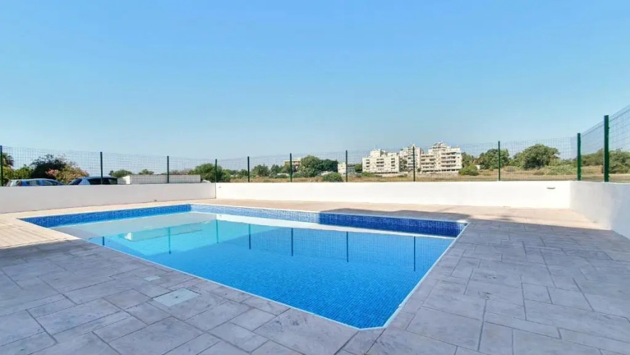 Kave Blue Mackenzie 1 Bdr Flat with Pool