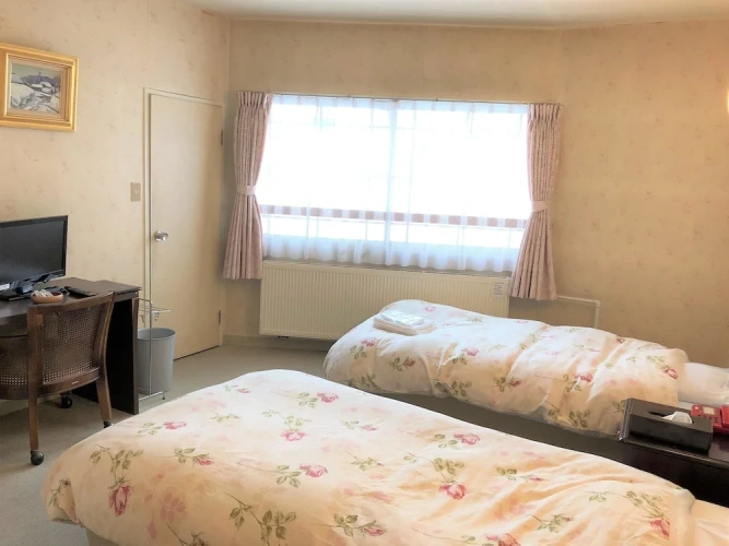 Economy Twin room