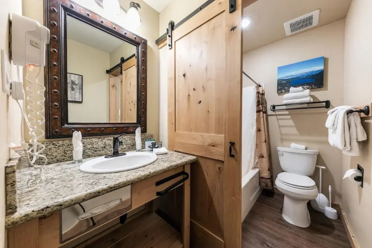 215 Bldg B Condo
