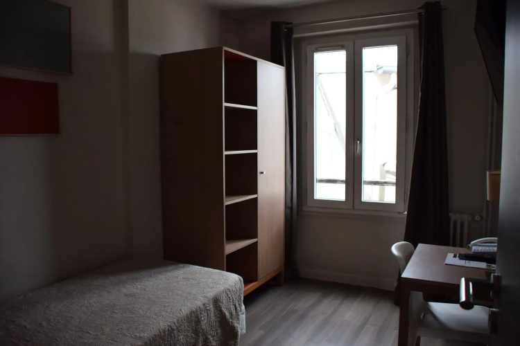 Est Hotel