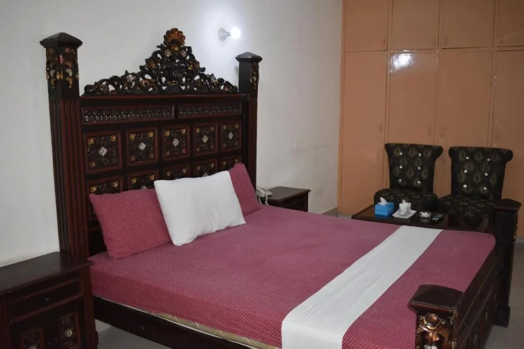 Hotel Basaira