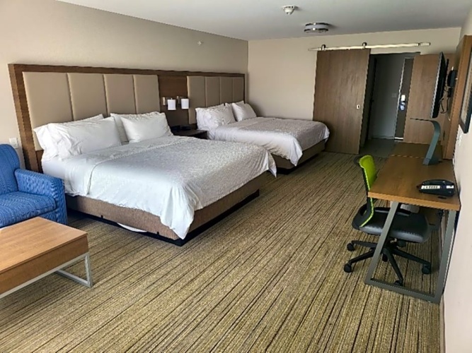 Quadruple Suite