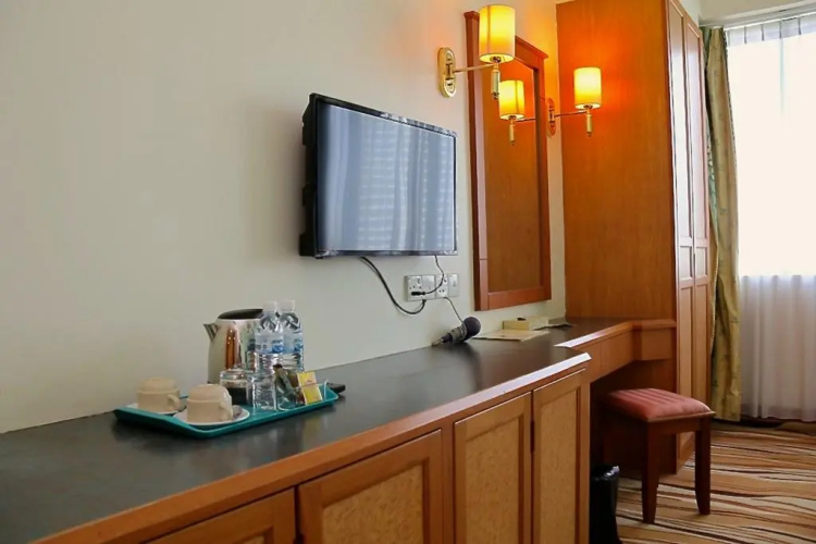 The Paramount Hotel