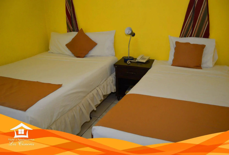 Hotel Los Cisneros