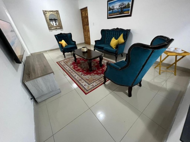 2 Bedrooms Apartment