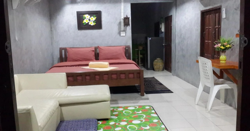 Baan Suan Guest House