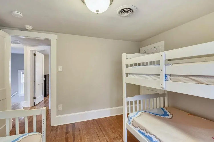Laurel Street 108