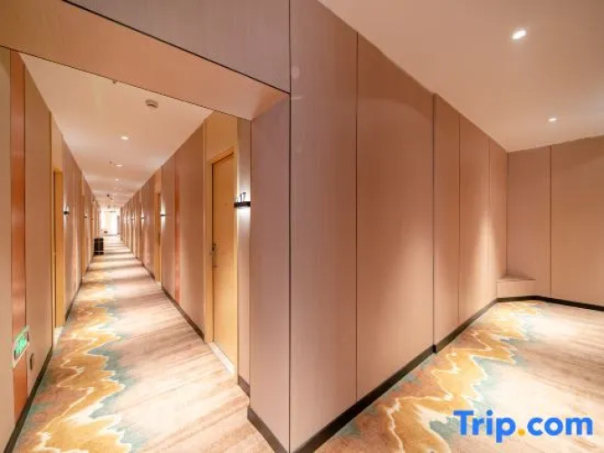 Yunjian Hotel (West Changjiang Road)