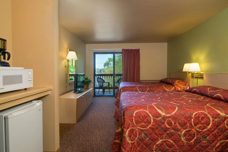 Sunset Bay Resort