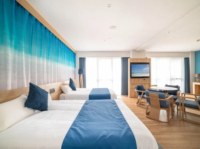 Suite with balcony