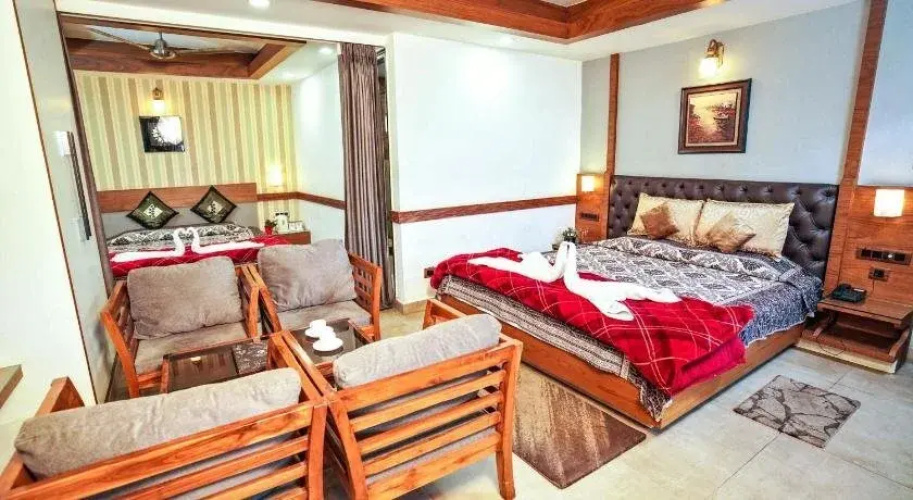 Mayur Hotel Bar & Restaurant solan