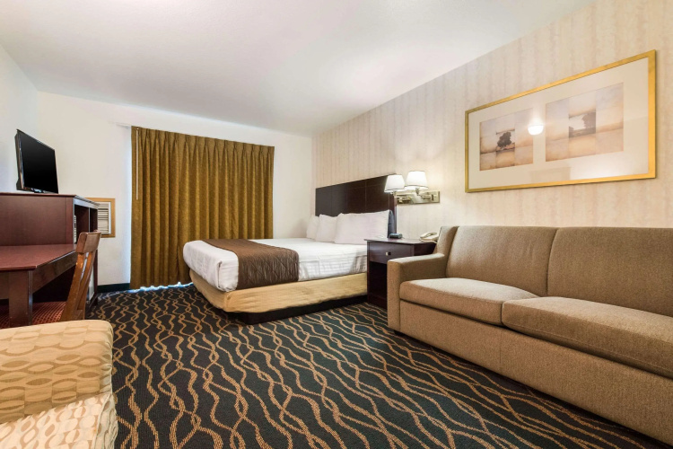 Rodeway Inn