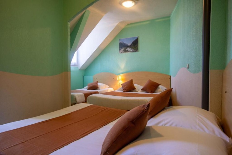 Standard Quadruple room