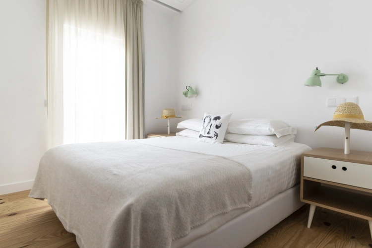 2 Bedrooms Cottage