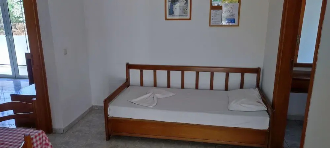 Evi Studios & Apartments Pefkos