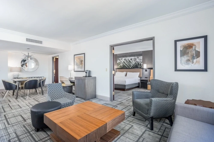 1 Bedroom Suite with balcony