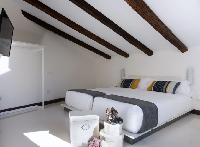 Roisa Suites