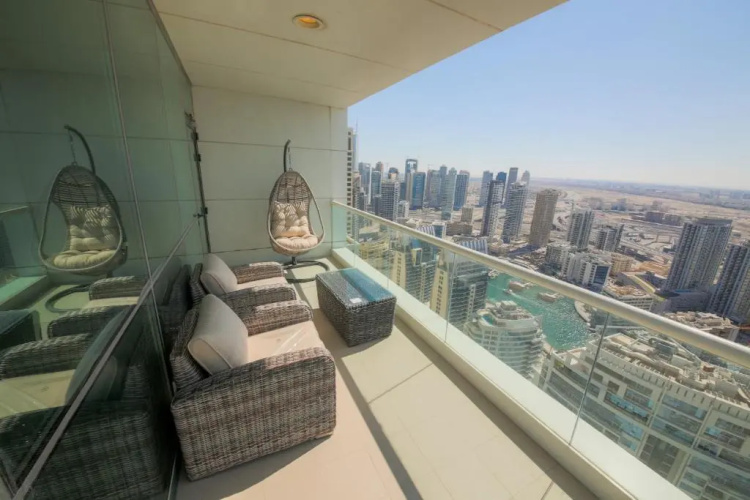 Stunning 5* 4Br-Oceanfront-Apartment