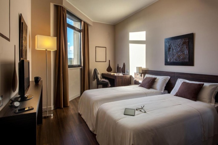 Classic Triple room