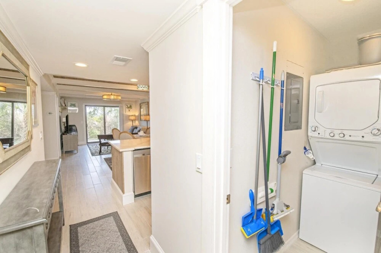 8114 Ocean Front 1st Floor