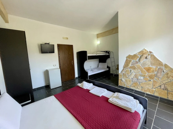 Oasis Hotel