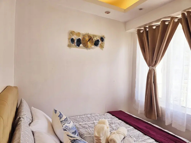 Hannah Crib at Shore Residences
