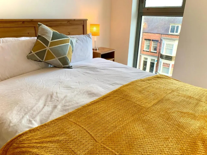 Central Darlington 2 Bed Apartment With Parking