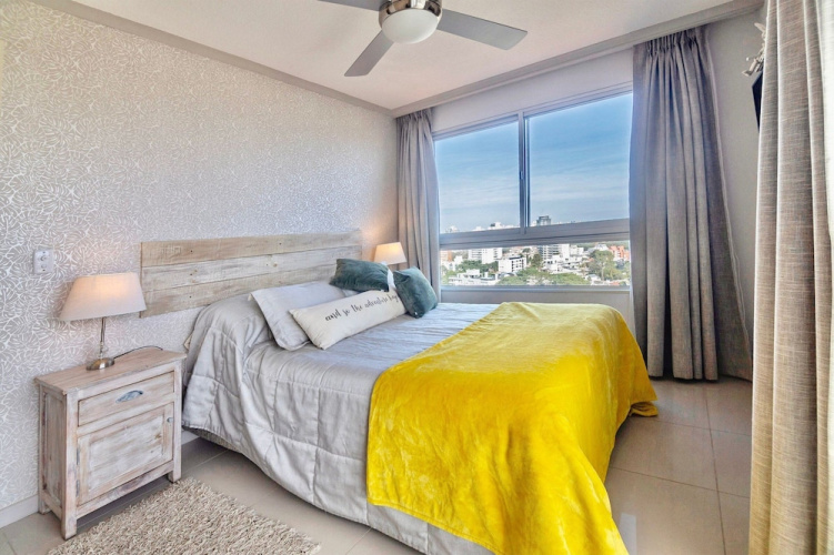 Oceana Suites Ocean Drive