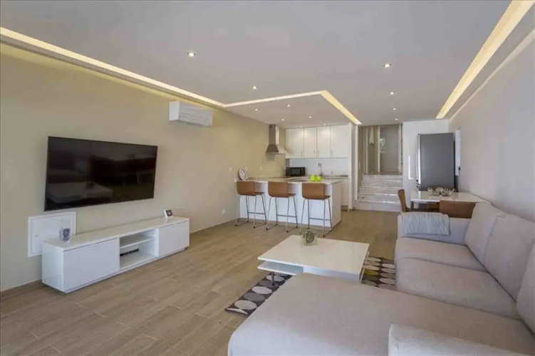 Vicky Rae Beach House