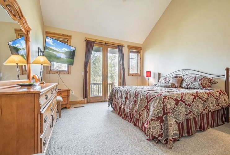 Ski Chalet