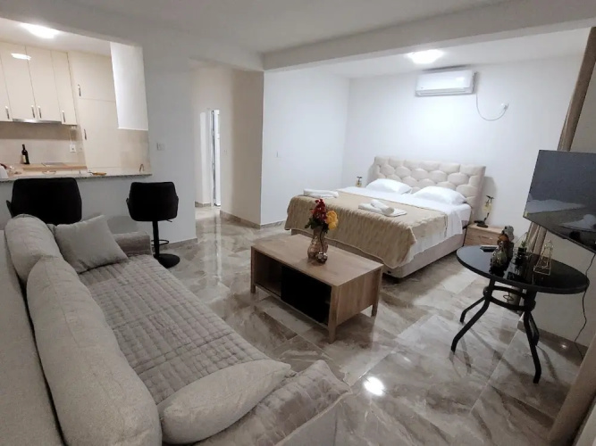 Montenegro Apartments Phoenix