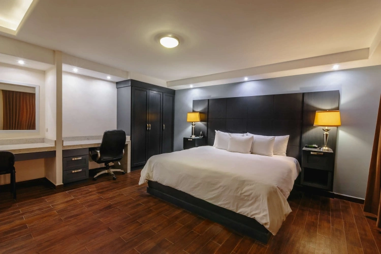 Double Suite