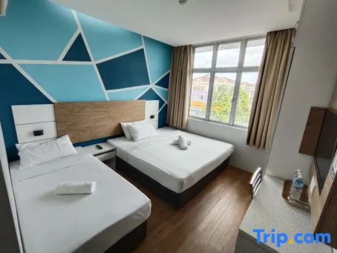 Standard Triple Family room
