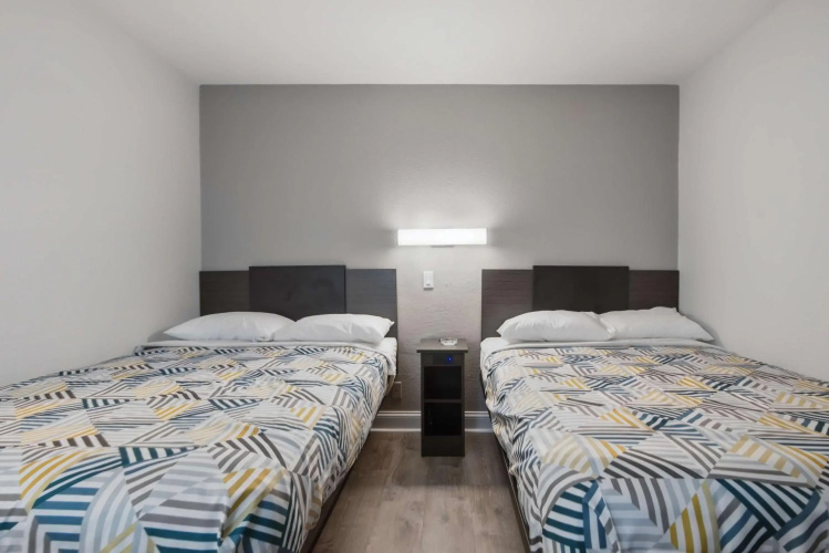 Motel 6 Normal, IL - Bloomington Area