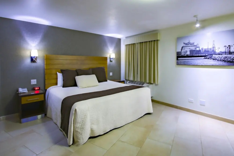 Desert Inn Ensenada