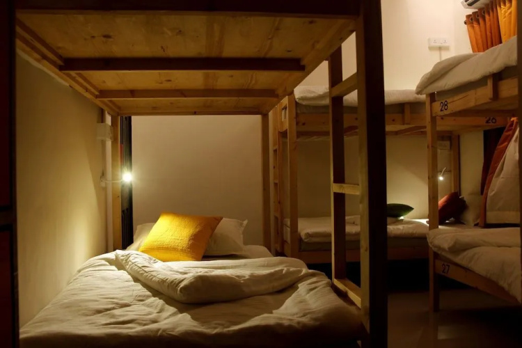 Cohostel