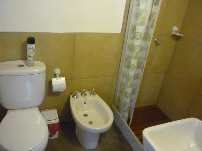 2 Bedrooms Bungalow